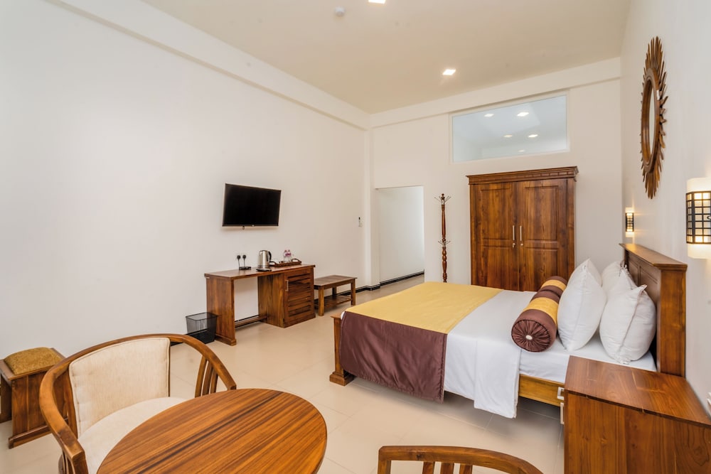 Eagle Regency Kandy