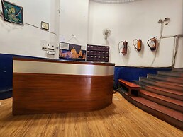 HOTEL RAUNAK