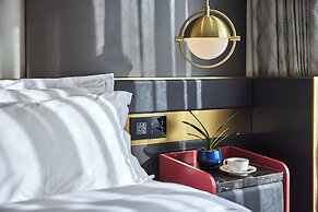 M Hotel
