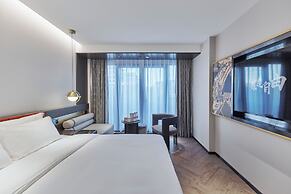 M Hotel