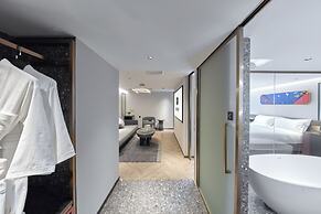 M Hotel