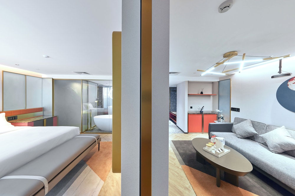 M Hotel