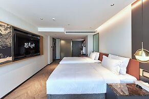 M Hotel