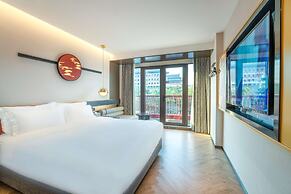 M Hotel