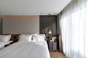 M Hotel