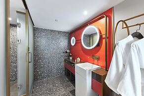 M Hotel