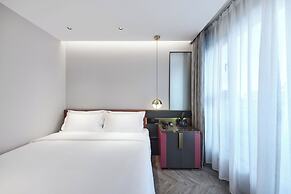 M Hotel