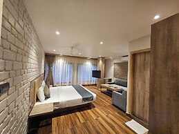 FIRANGIPANI SUITES