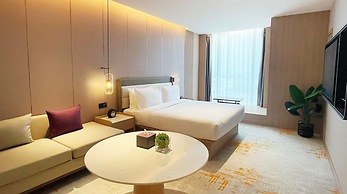 Elong Hotel Jakarta PIK