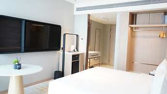 Elong Hotel Jakarta PIK