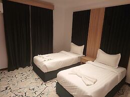 Kawther Altmuzz Hotel