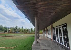 Discover Resorts Pali