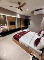 Hotel Maya Crystal