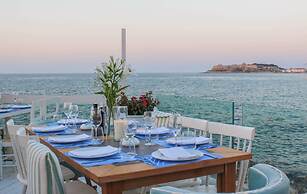 Cavo Seaside Suites