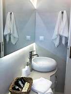 Cavo Seaside Suites
