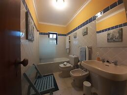 Cottage Sete Mares in Praia das Ma s