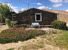 Serra do Caldeir o Private Pool Villa