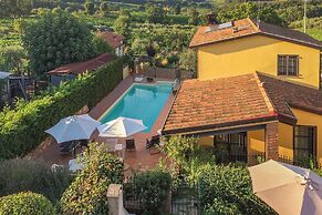 Francigena Loggia Pergola Shared Pool