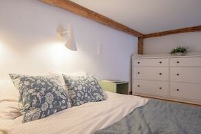Oak Doors Apartament w Rynku ProperUNIT
