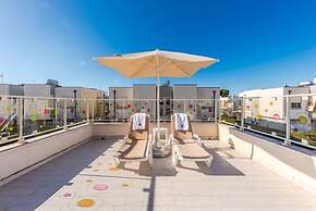 Tranquil Apartment With Pool Access - Manjola