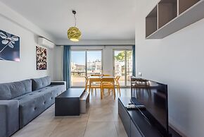 Tranquil Apartment With Pool Access - Manjola