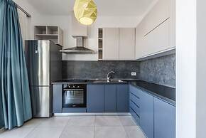 Tranquil Apartment With Pool Access - Manjola