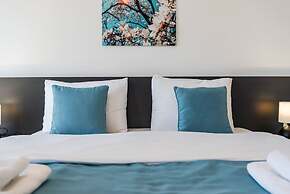 Tranquil Apartment With Pool Access - Manjola
