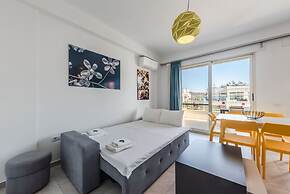 Tranquil Apartment With Pool Access - Manjola