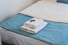 Tranquil Apartment With Pool Access - Manjola