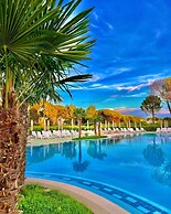 Tranquil Apartment With Pool Access - Manjola