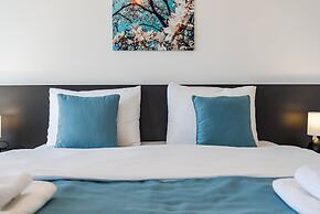 Tranquil Apartment With Pool Access - Manjola