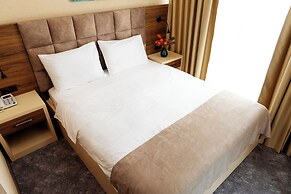 Aniko Hotel