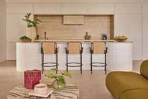 Mondrian Gold Coast