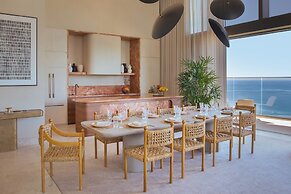 Mondrian Gold Coast