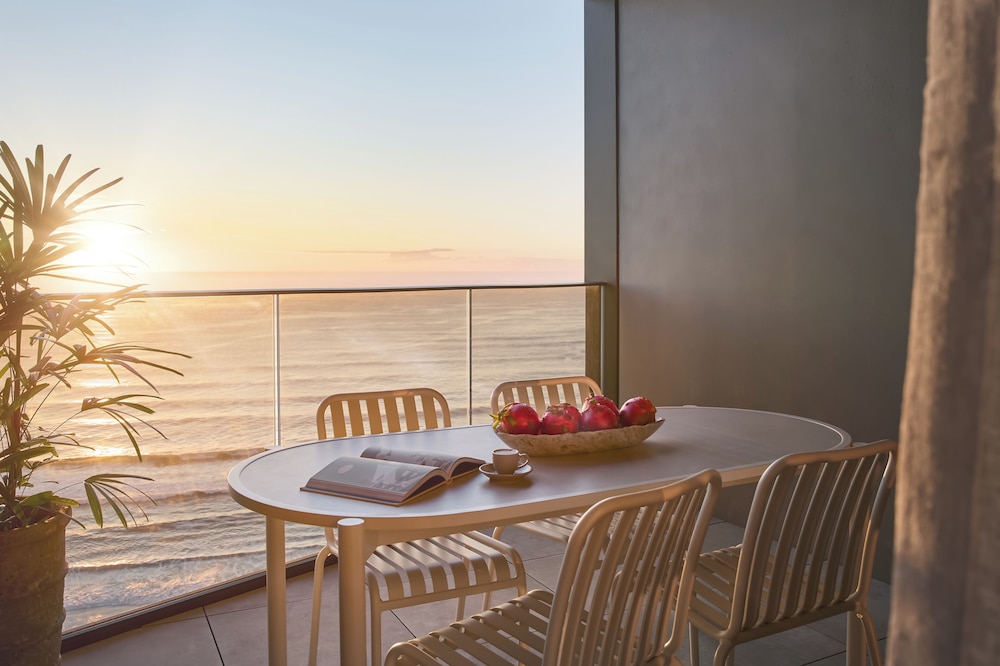 Mondrian Gold Coast