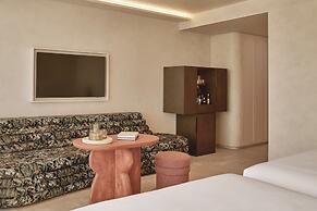 Mondrian Gold Coast