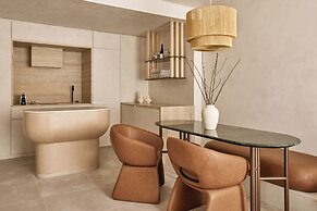 Mondrian Gold Coast