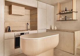 Mondrian Gold Coast