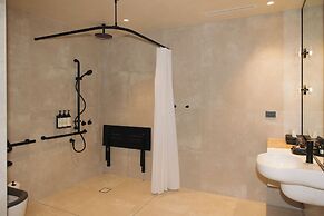 Mondrian Gold Coast