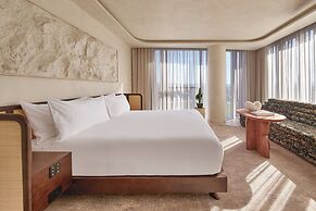 Mondrian Gold Coast