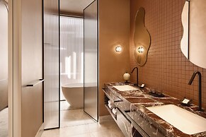 Mondrian Gold Coast