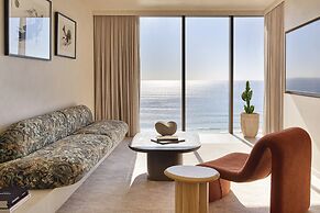 Mondrian Gold Coast