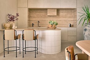 Mondrian Gold Coast