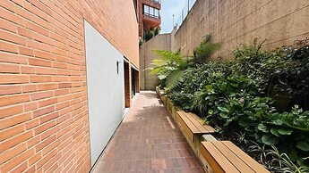 Breathtaking 2 BR in Zona Rosa