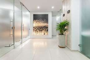 Modern 3BR in Usaqu n