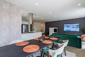 Modern 3BR in Usaqu n