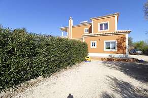 Huge Villa Near Albufeira and Silves