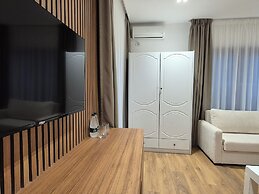 ORCHIDS Hotel