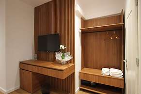 ORCHIDS Hotel
