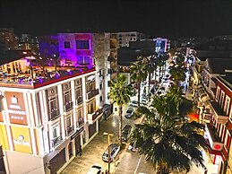 Ambasador Hotel
